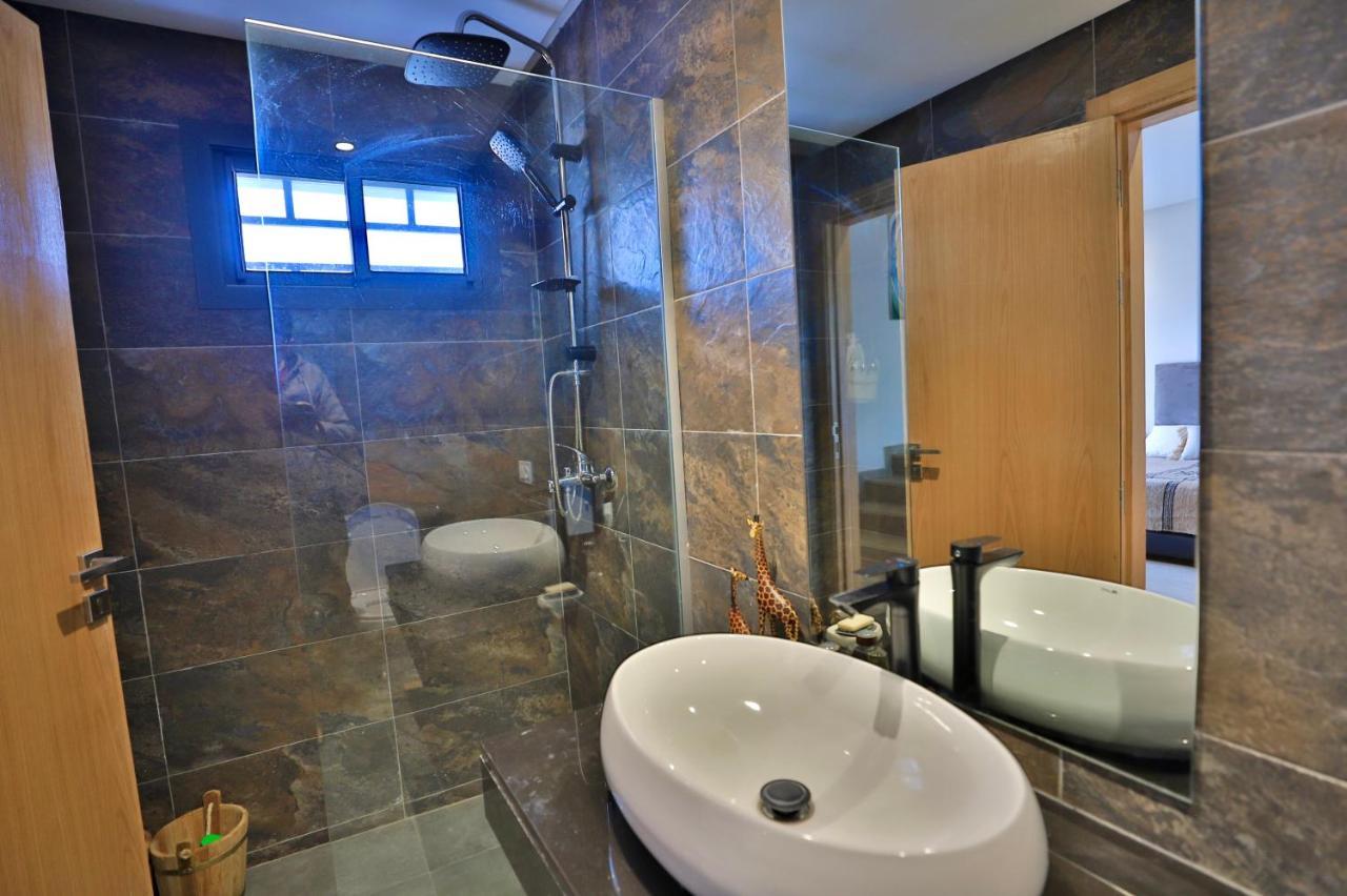 Moon House Villa Ville Nouvelle Bagian luar foto