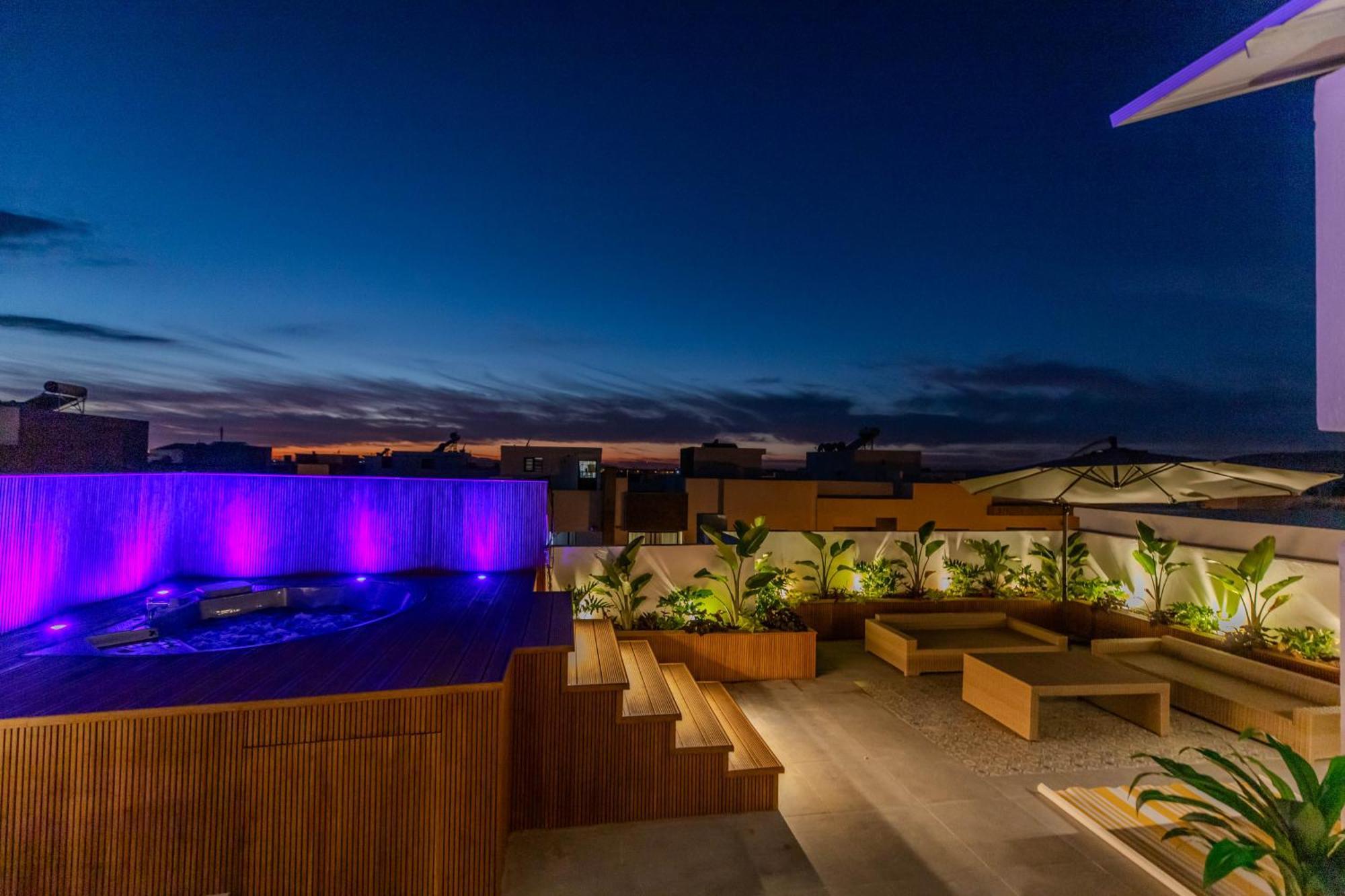 Moon House Villa Ville Nouvelle Bagian luar foto